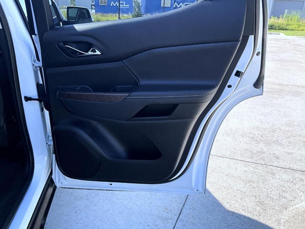 used 2023 GMC Acadia car, priced at $37,246