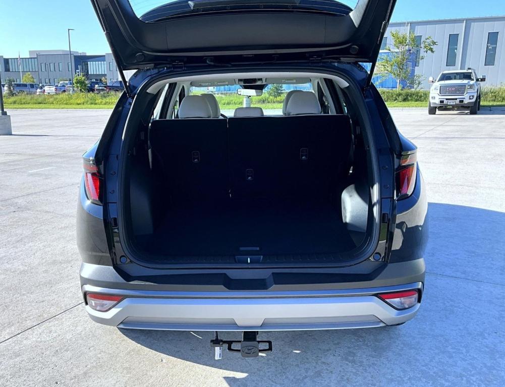 new 2025 Hyundai Tucson car, priced at $30,974