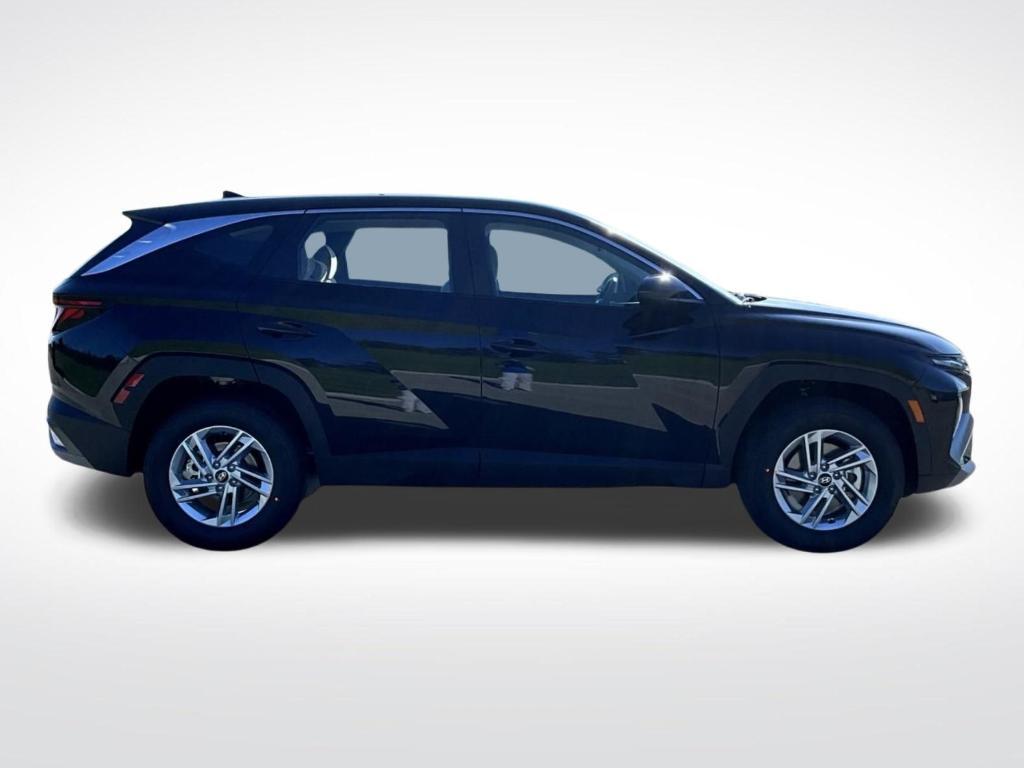 new 2025 Hyundai Tucson car, priced at $30,974