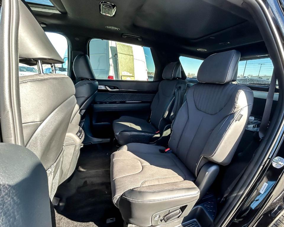 new 2025 Hyundai Palisade car, priced at $52,260