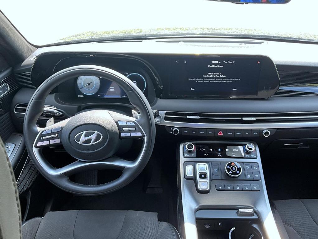 used 2025 Hyundai Palisade car, priced at $48,180