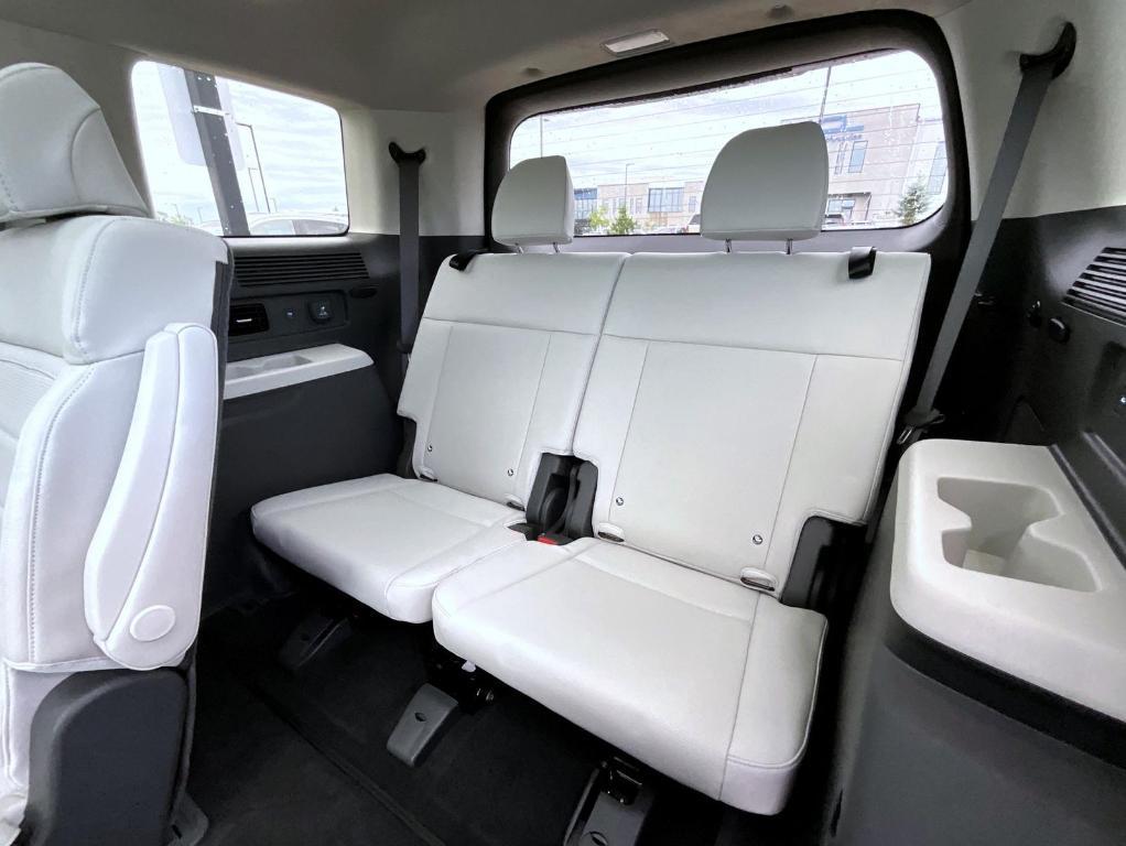 new 2025 Hyundai Santa Fe car, priced at $47,579