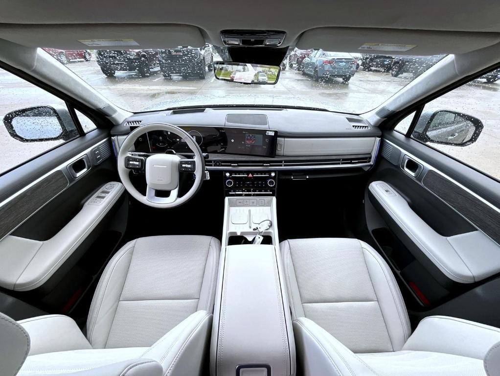 new 2025 Hyundai Santa Fe car, priced at $47,579
