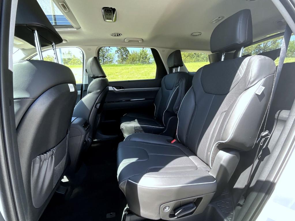 new 2025 Hyundai Palisade car, priced at $42,484