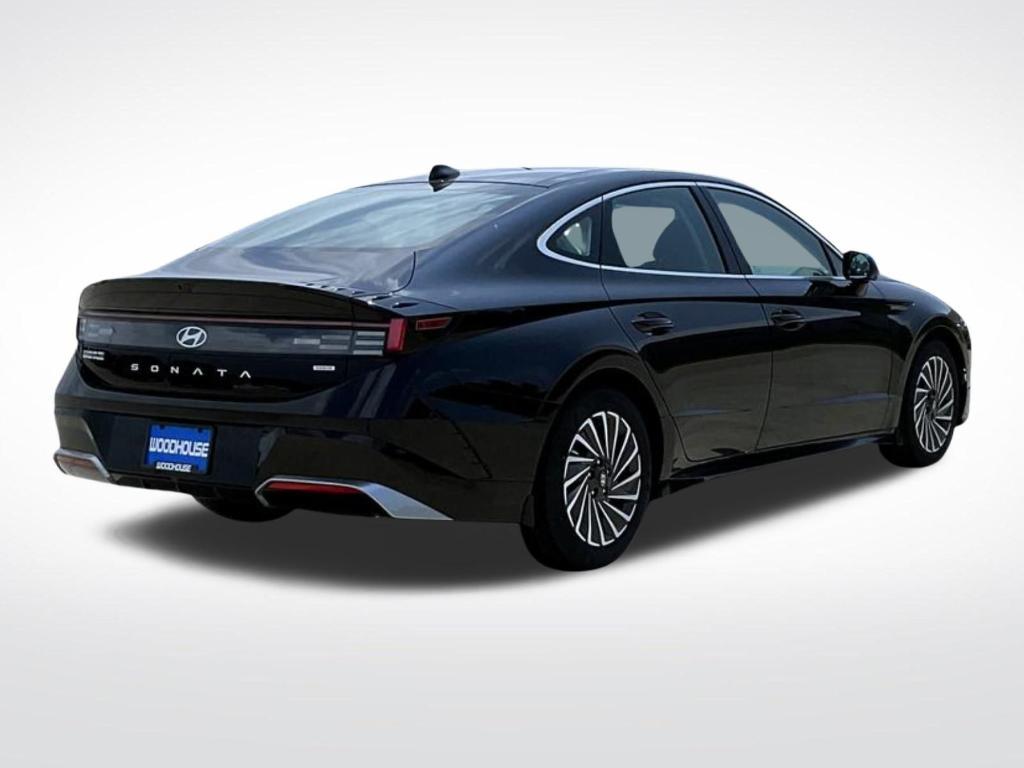 new 2025 Hyundai Sonata Hybrid car, priced at $38,457