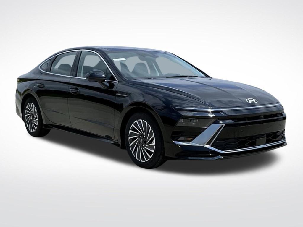 new 2025 Hyundai Sonata Hybrid car, priced at $38,457