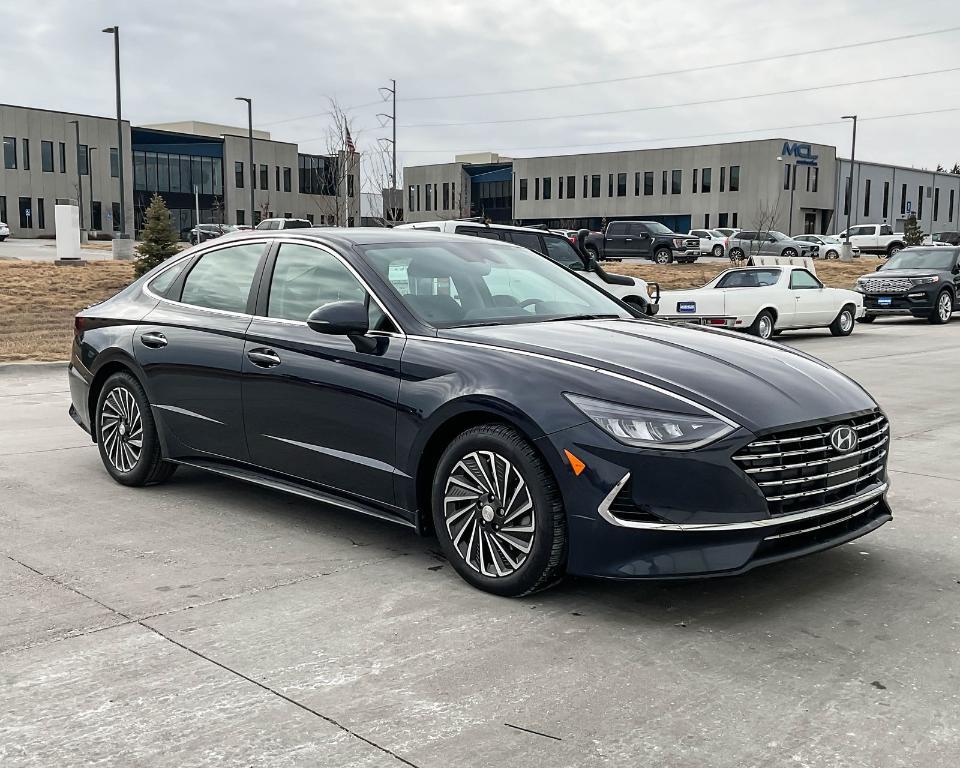 used 2022 Hyundai Sonata Hybrid car, priced at $20,692