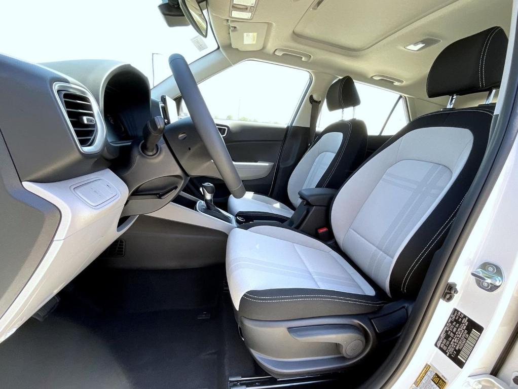 new 2025 Hyundai Venue car, priced at $23,321