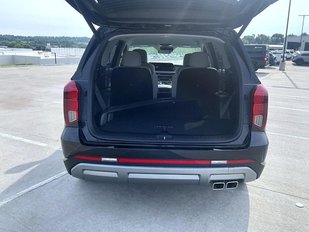 new 2025 Hyundai Palisade car, priced at $41,161