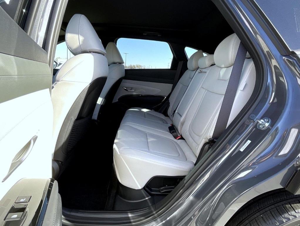 new 2026 Hyundai TUCSON Hybrid car, priced at $40,369