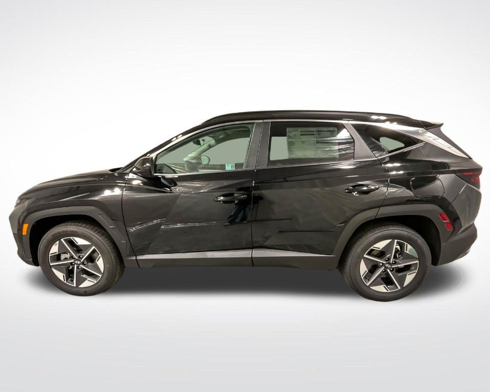 new 2025 Hyundai Tucson car, priced at $33,141