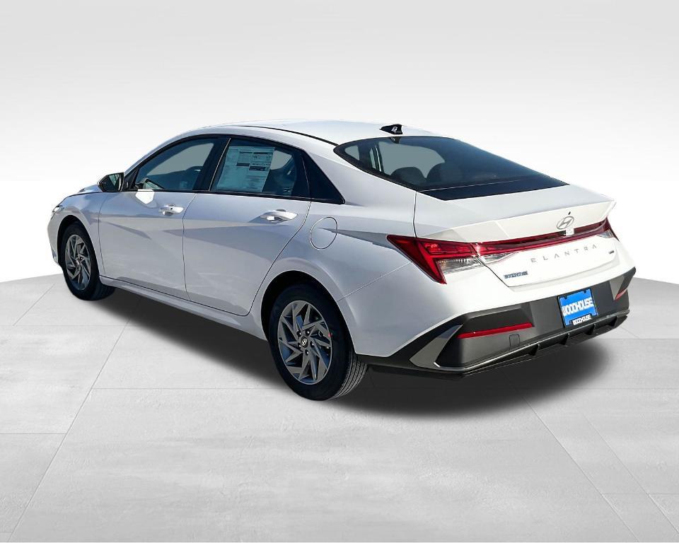 new 2025 Hyundai ELANTRA HEV car, priced at $26,534