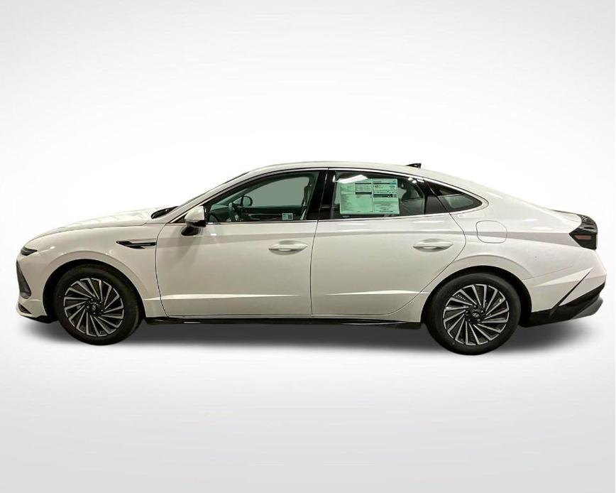 new 2024 Hyundai Sonata Hybrid car, priced at $31,333