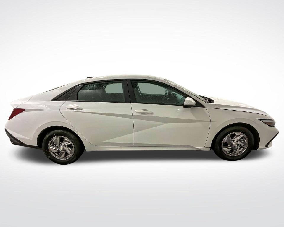 new 2025 Hyundai Elantra car, priced at $23,648