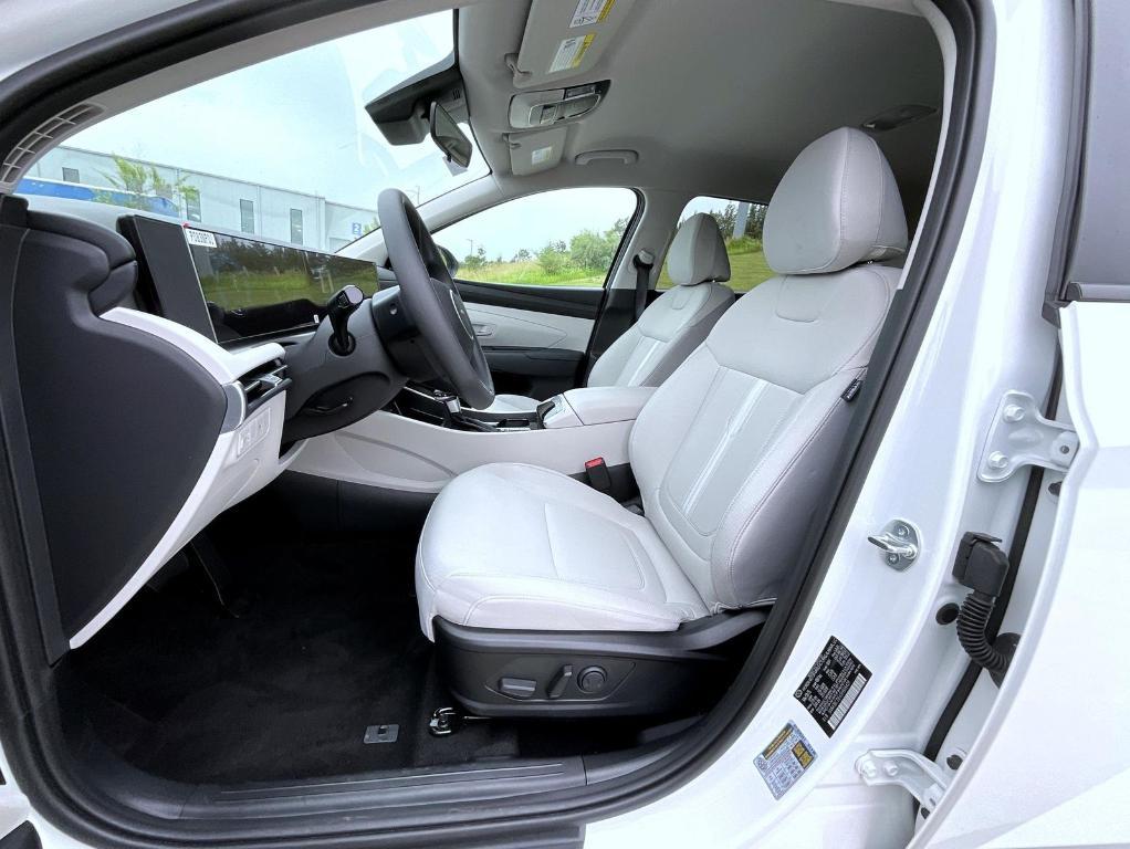new 2025 Hyundai Tucson car, priced at $33,179