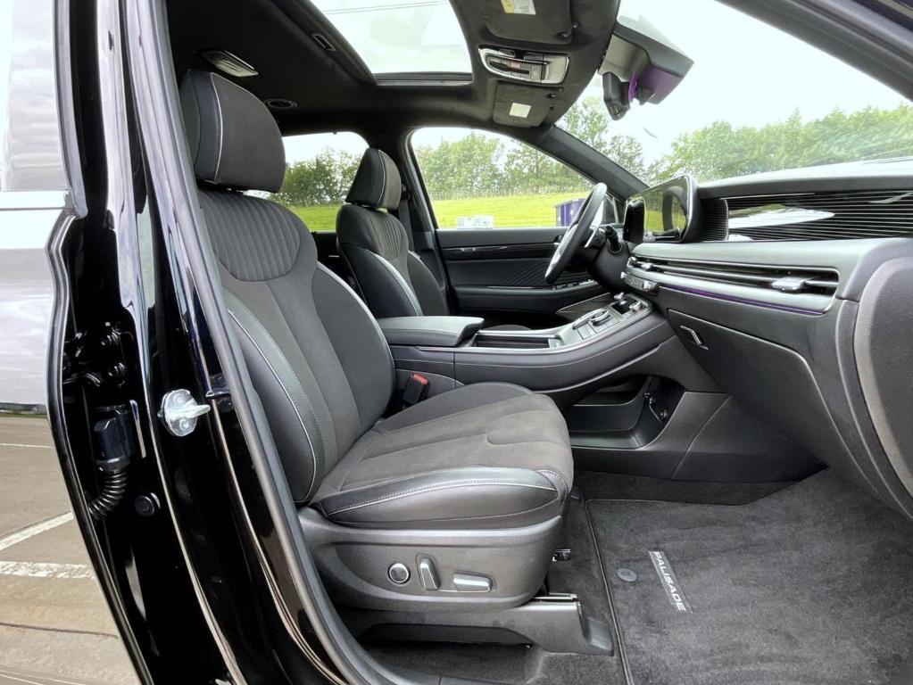 used 2025 Hyundai Palisade car, priced at $48,180