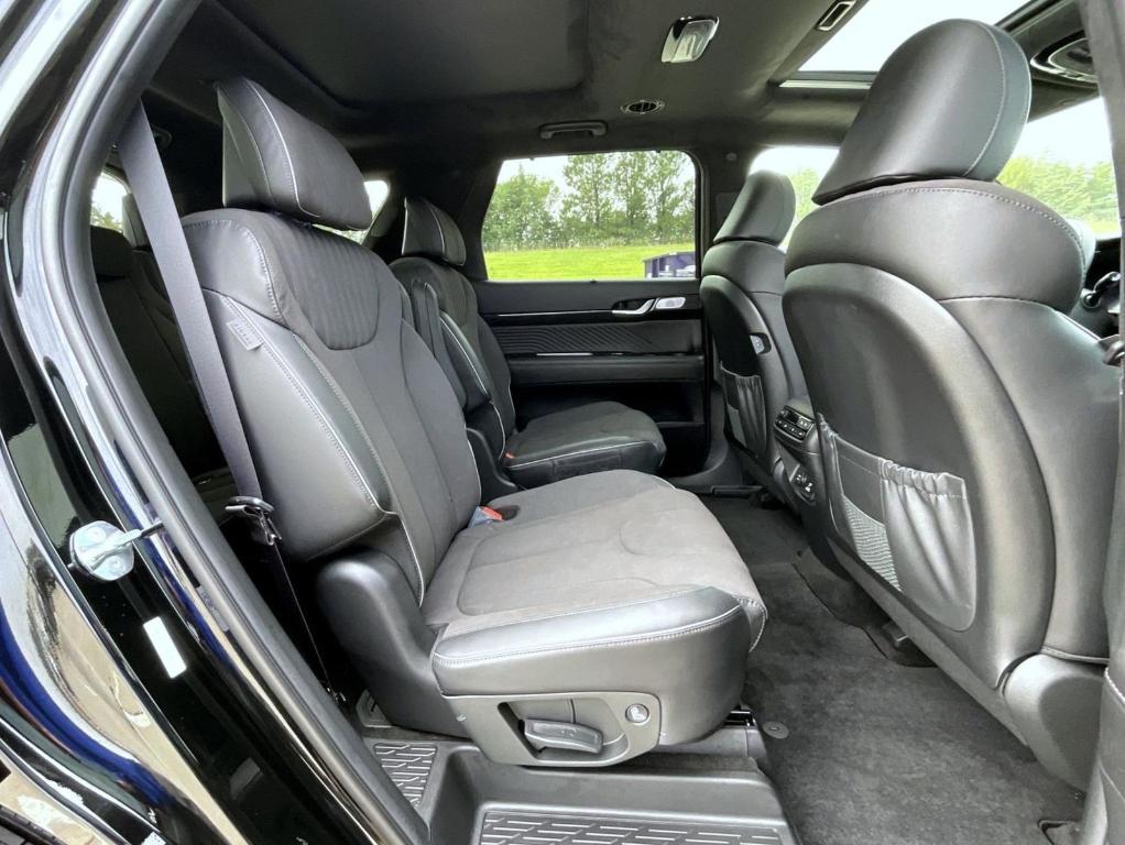 used 2025 Hyundai Palisade car, priced at $48,180