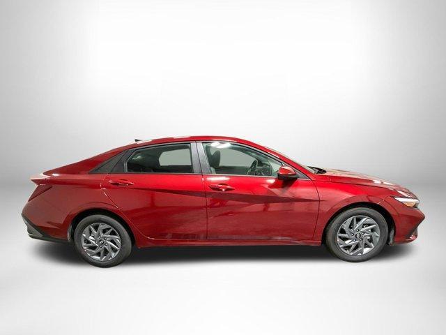 new 2024 Hyundai Elantra car, priced at $23,320