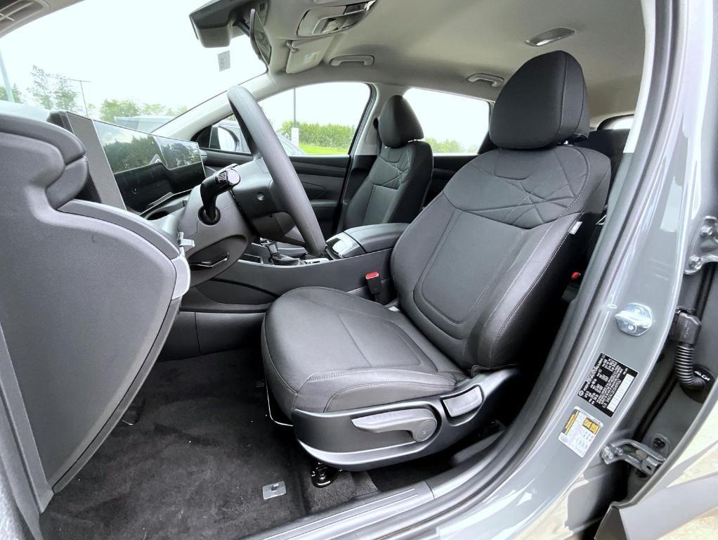 new 2025 Hyundai Tucson car, priced at $30,804