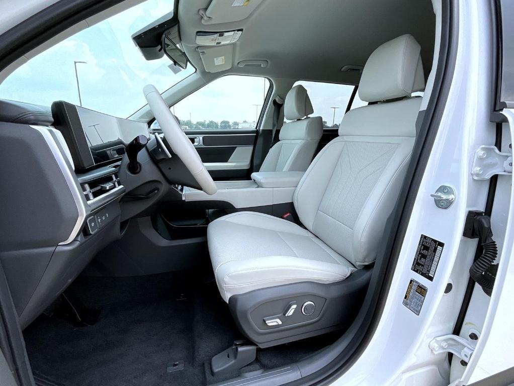 new 2026 Hyundai SANTA FE HEV car, priced at $40,847