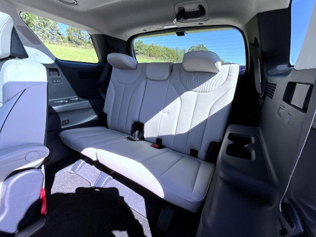 new 2025 Hyundai Palisade car, priced at $52,304