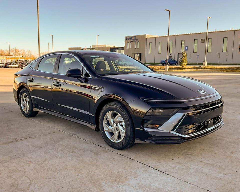 new 2025 Hyundai Sonata car, priced at $25,283