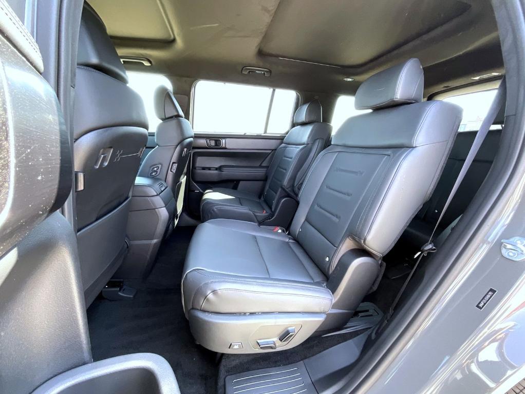 new 2025 Hyundai SANTA FE HEV car, priced at $50,874