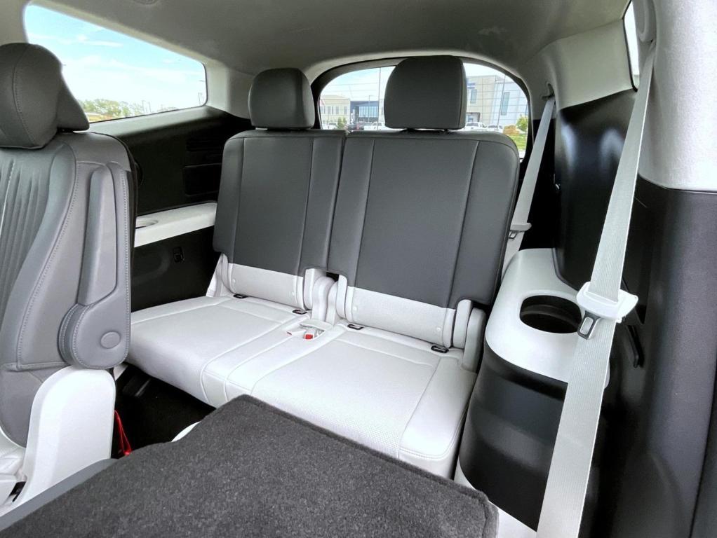 new 2026 Hyundai IONIQ 9 car, priced at $72,724