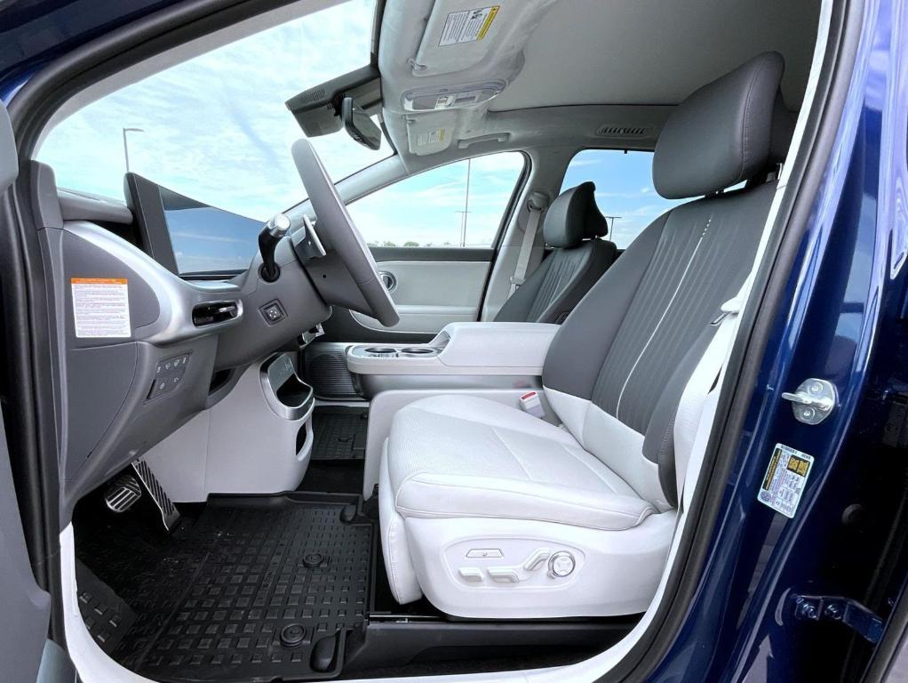 new 2026 Hyundai IONIQ 9 car, priced at $72,724