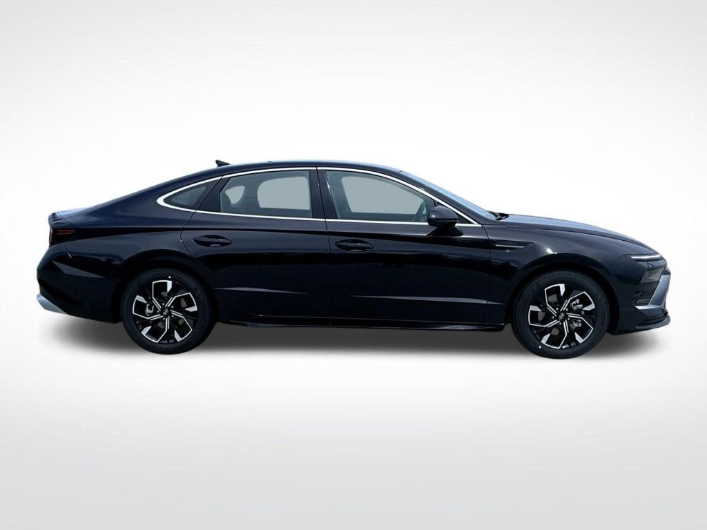 new 2025 Hyundai Sonata car, priced at $29,071