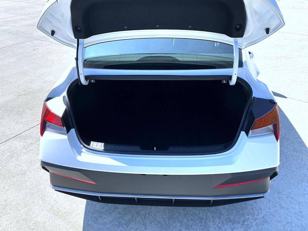 new 2025 Hyundai Elantra car, priced at $25,114