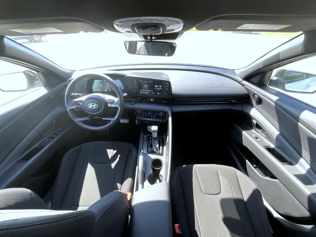 new 2025 Hyundai Elantra car, priced at $25,114