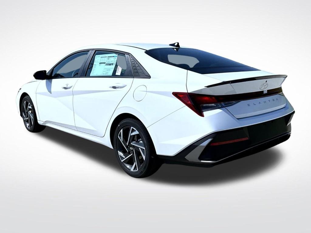 new 2025 Hyundai Elantra car, priced at $25,114