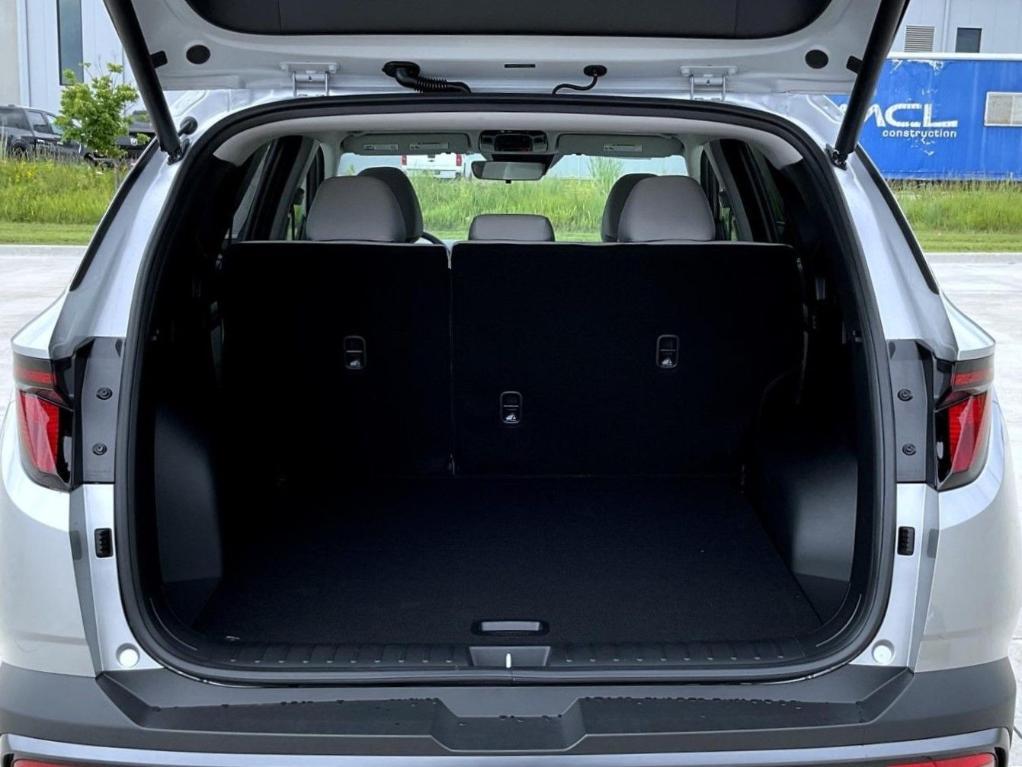 new 2025 Hyundai Tucson car, priced at $32,964