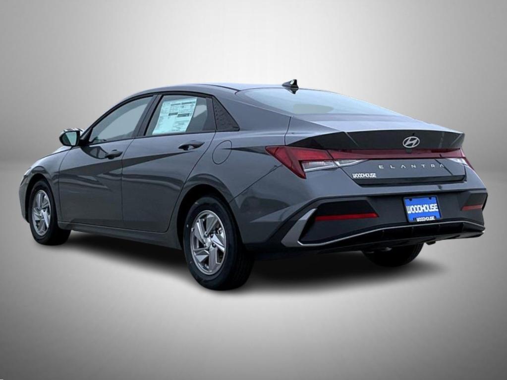 new 2025 Hyundai Elantra car, priced at $21,589
