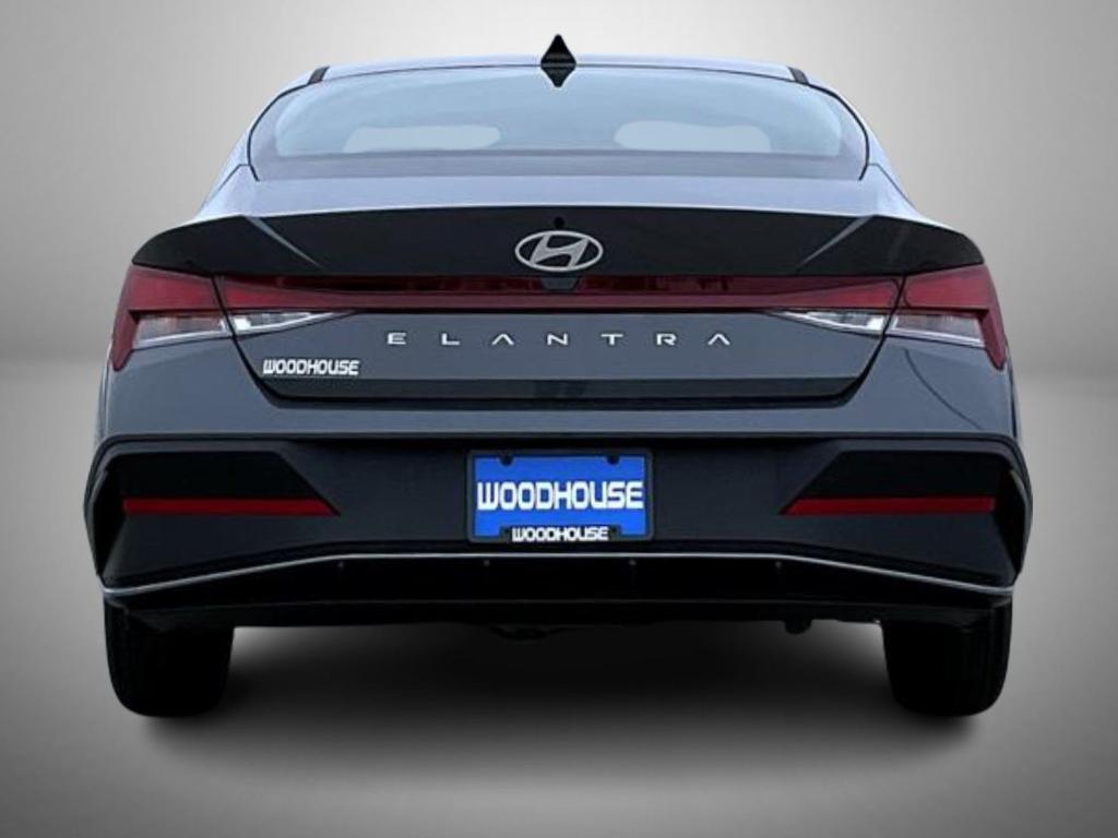 new 2025 Hyundai Elantra car, priced at $21,589