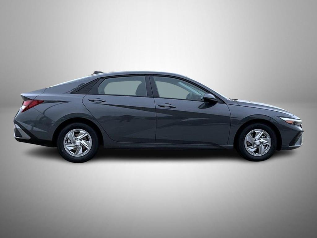 new 2025 Hyundai Elantra car, priced at $21,589
