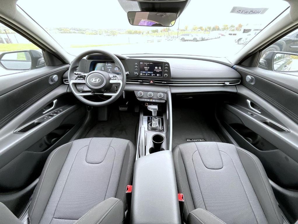 new 2025 Hyundai Elantra car, priced at $21,589