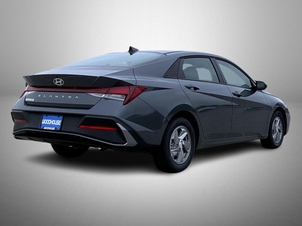 new 2025 Hyundai Elantra car, priced at $21,589