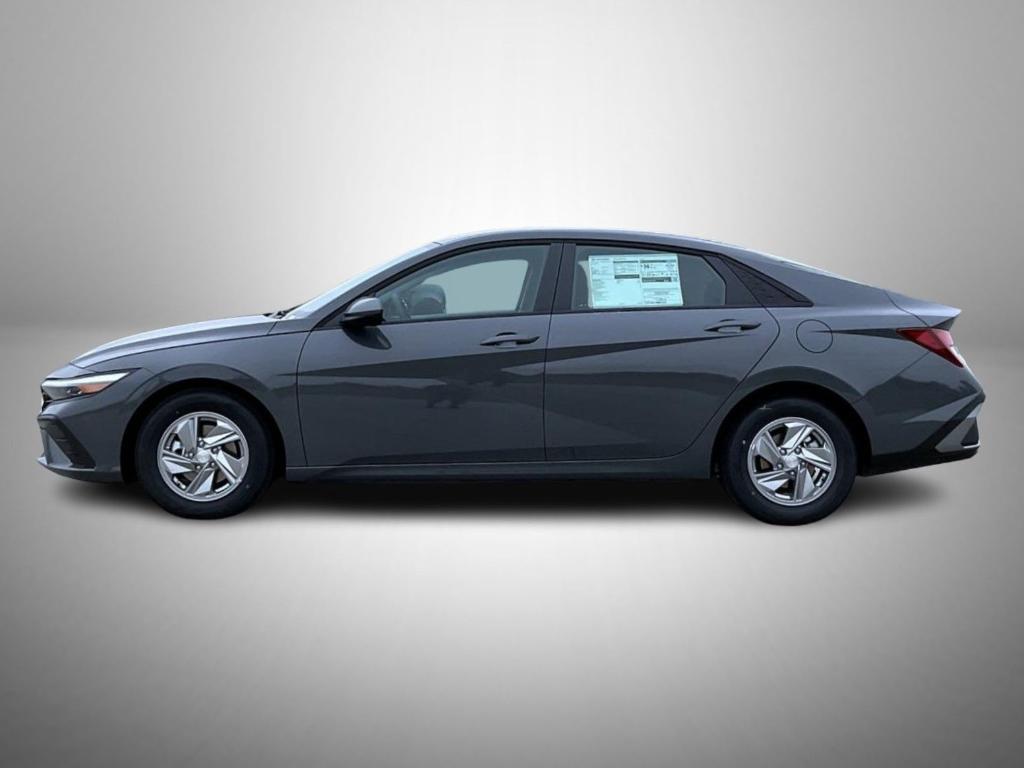new 2025 Hyundai Elantra car, priced at $21,589