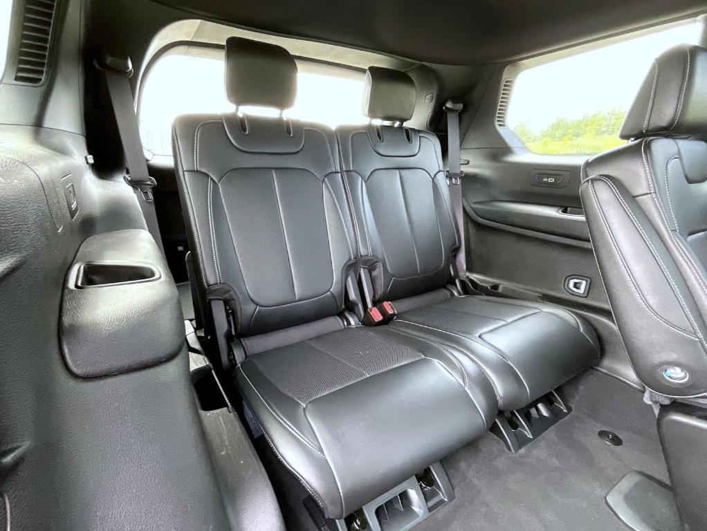 used 2024 Jeep Grand Cherokee L car, priced at $36,846