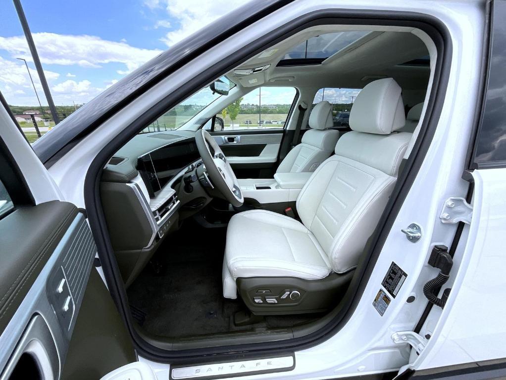 new 2025 Hyundai SANTA FE HEV car, priced at $49,189