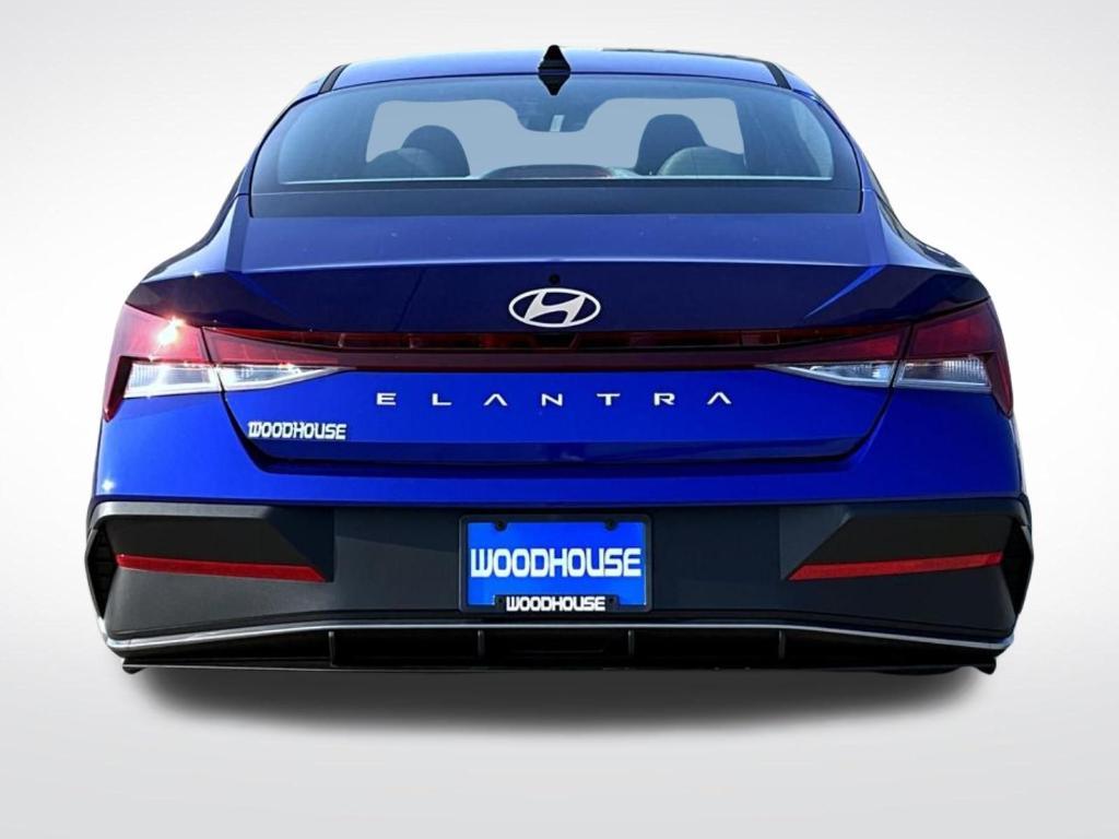 new 2025 Hyundai Elantra car, priced at $23,004