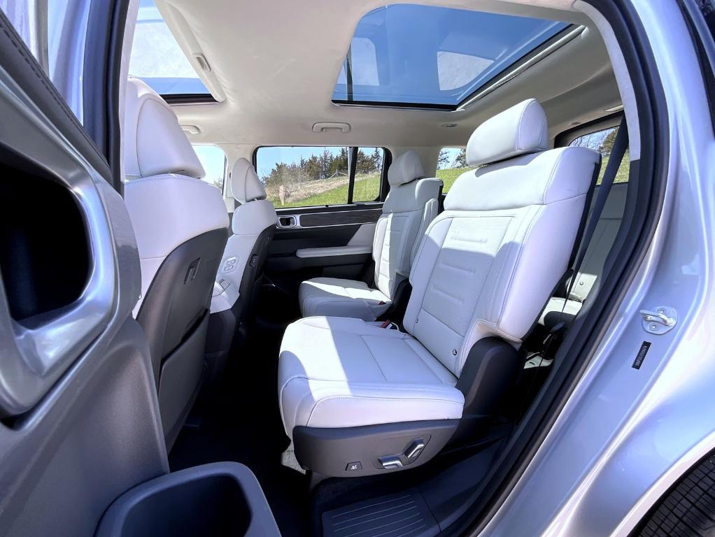 new 2025 Hyundai SANTA FE HEV car, priced at $50,634