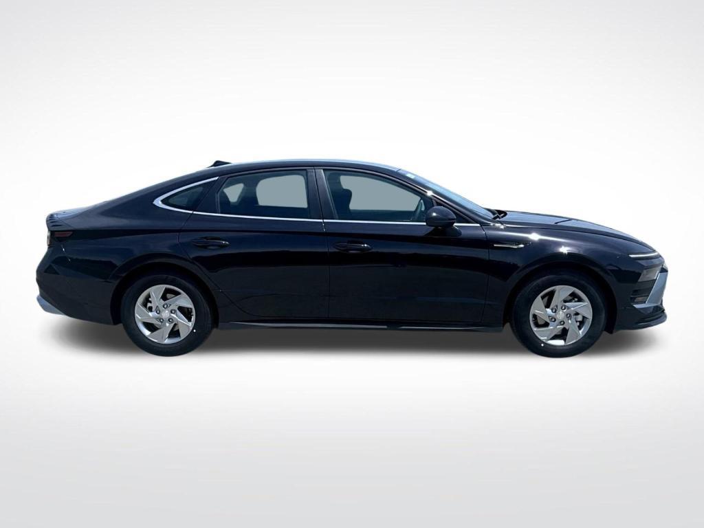 new 2025 Hyundai Sonata car, priced at $27,784