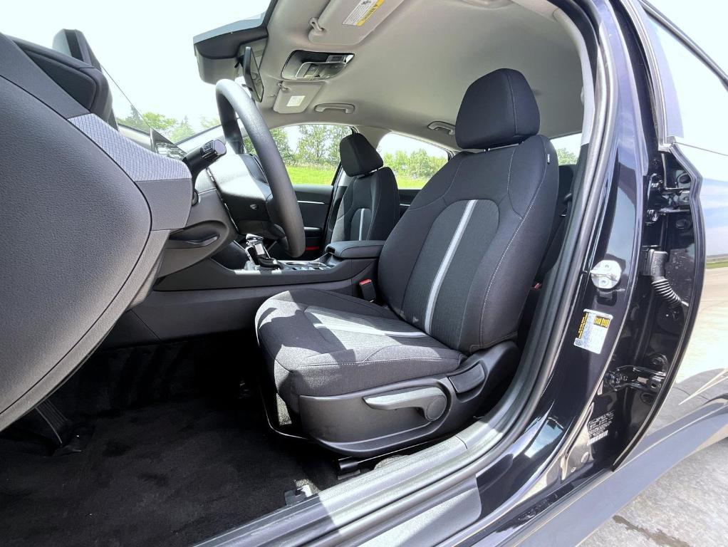 new 2025 Hyundai Sonata car, priced at $27,784