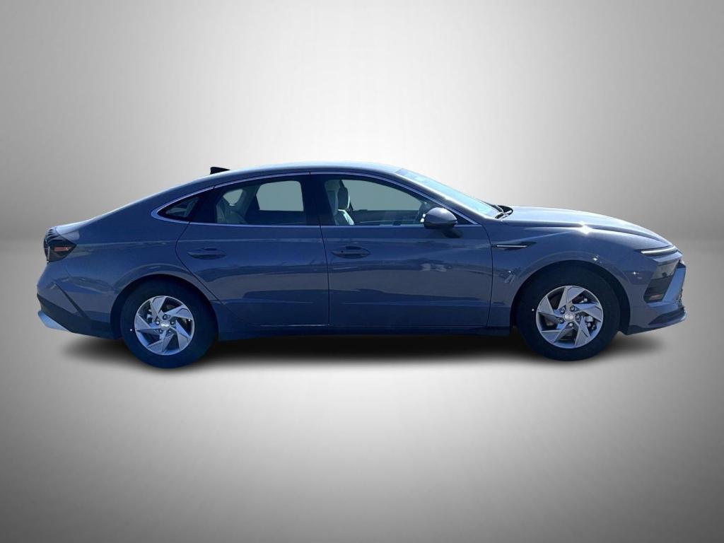 new 2025 Hyundai Sonata car, priced at $25,303