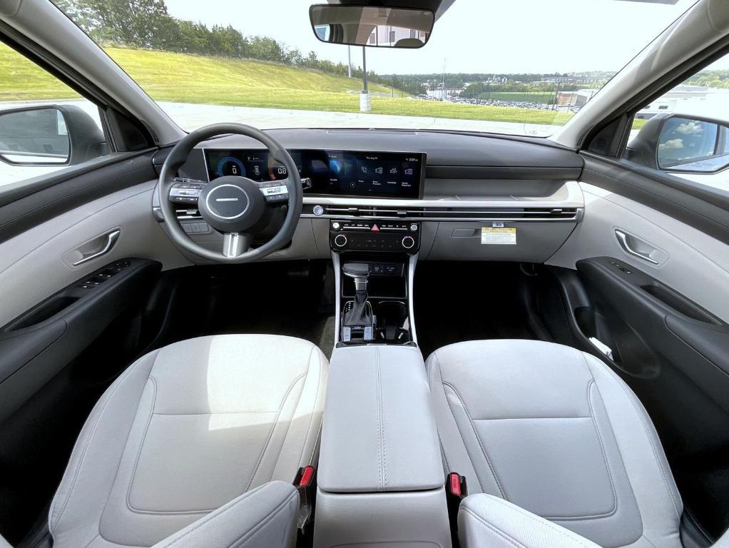 new 2025 Hyundai Tucson car, priced at $32,270