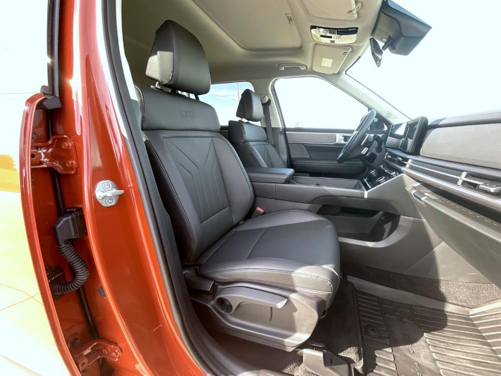 used 2025 Hyundai Santa Fe car, priced at $37,785