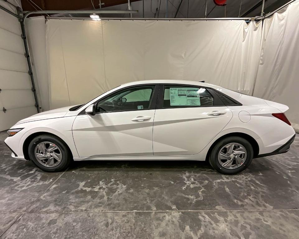 used 2025 Hyundai Elantra car, priced at $23,907